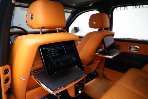 Used 2022 Rolls-Royce Cullinan for sale Sold at Bentley Greenwich in Greenwich CT 06830 20