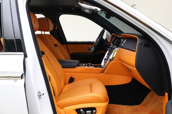 Used 2022 Rolls-Royce Cullinan for sale Sold at Bentley Greenwich in Greenwich CT 06830 27