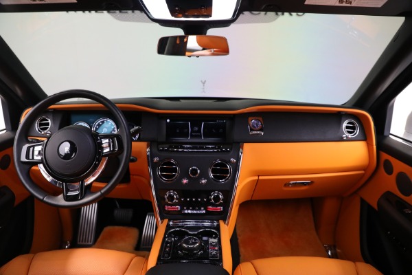 Used 2022 Rolls-Royce Cullinan for sale Sold at Bentley Greenwich in Greenwich CT 06830 4