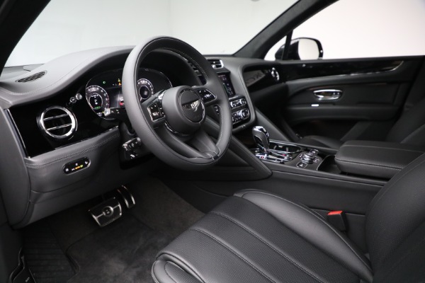 New 2024 Bentley Bentayga Hybrid for sale Sold at Bentley Greenwich in Greenwich CT 06830 16