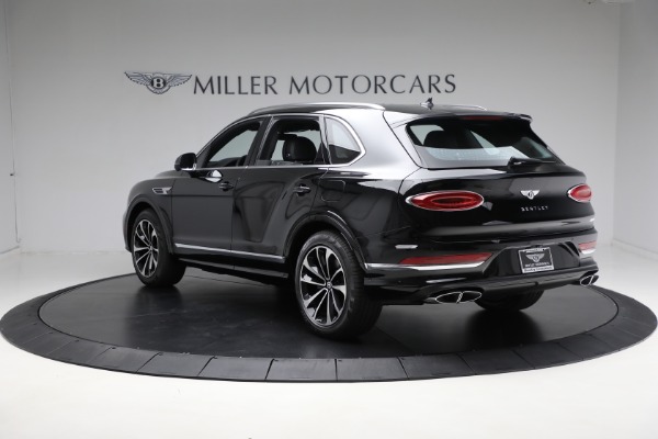 New 2024 Bentley Bentayga Hybrid for sale Sold at Bentley Greenwich in Greenwich CT 06830 5