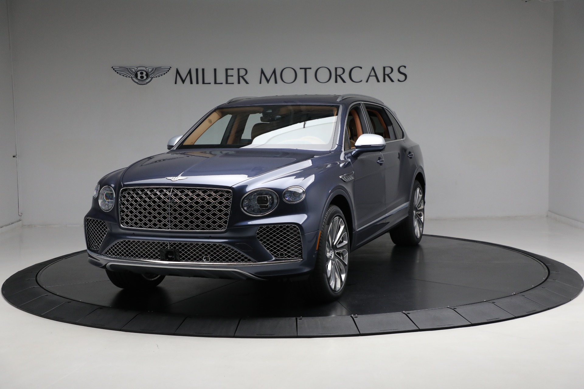 New 2024 Bentley Bentayga EWB Mulliner V8 for sale Sold at Bentley Greenwich in Greenwich CT 06830 1