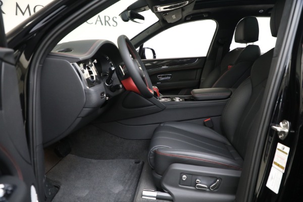 Used 2024 Bentley Bentayga V8 for sale $179,900 at Bentley Greenwich in Greenwich CT 06830 16