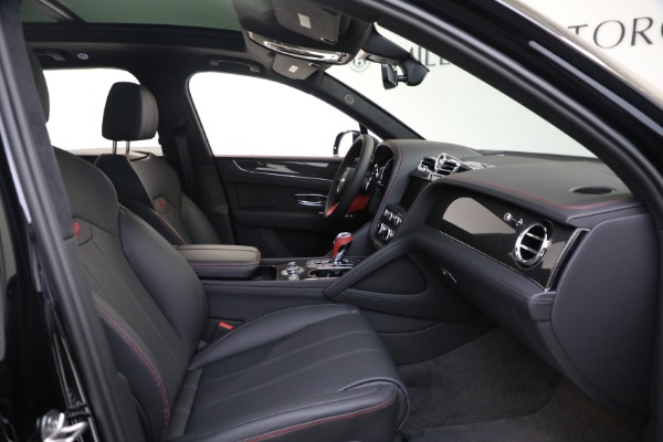 Used 2024 Bentley Bentayga V8 for sale $179,900 at Bentley Greenwich in Greenwich CT 06830 20