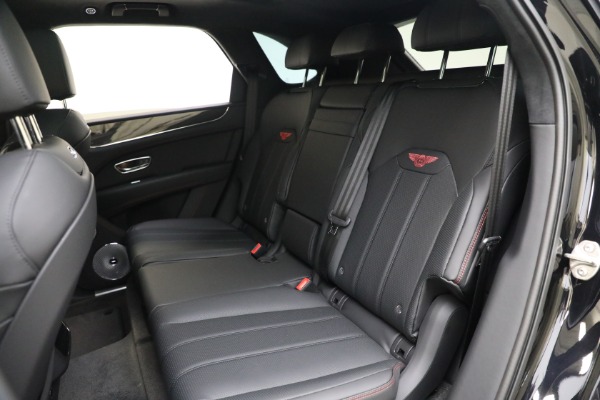 New 2024 Bentley Bentayga V8 for sale Sold at Bentley Greenwich in Greenwich CT 06830 25