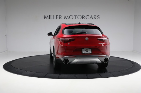 Used 2022 Alfa Romeo Stelvio Ti for sale $35,900 at Bentley Greenwich in Greenwich CT 06830 13