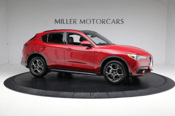 Used 2022 Alfa Romeo Stelvio Ti for sale $35,900 at Bentley Greenwich in Greenwich CT 06830 23