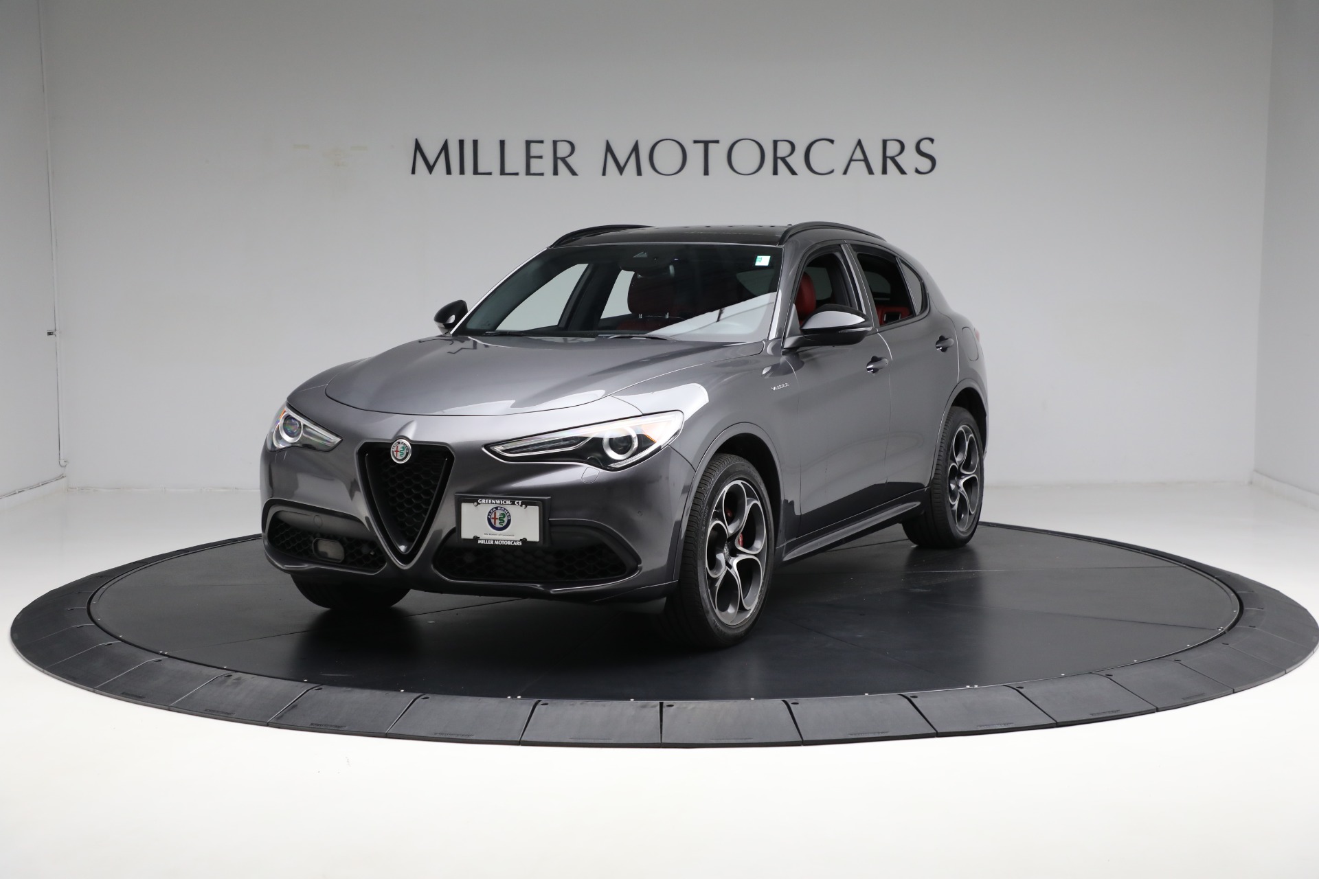 Used 2022 Alfa Romeo Stelvio Veloce for sale Sold at Bentley Greenwich in Greenwich CT 06830 1