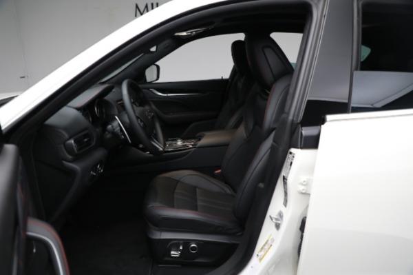 New 2024 Maserati Levante GT Ultima for sale Sold at Bentley Greenwich in Greenwich CT 06830 25