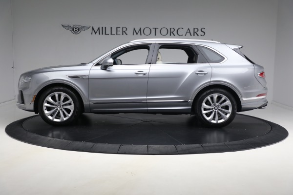 New 2024 Bentley Bentayga V8 for sale $234,190 at Bentley Greenwich in Greenwich CT 06830 4