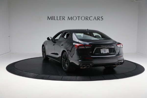 New 2024 Maserati Ghibli Modena Ultima Q4 for sale Sold at Bentley Greenwich in Greenwich CT 06830 10