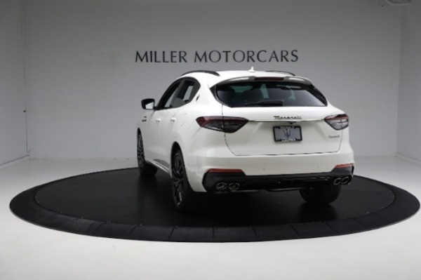 New 2024 Maserati Levante Modena Ultima for sale $104,537 at Bentley Greenwich in Greenwich CT 06830 12
