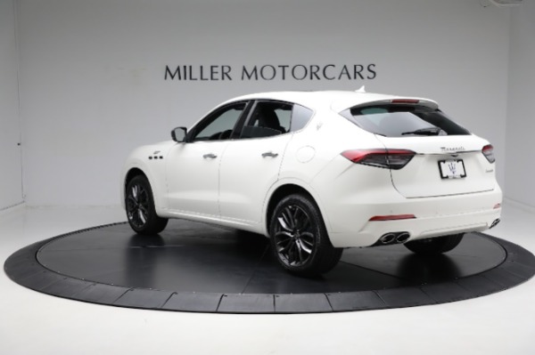 New 2024 Maserati Levante GT Ultima for sale $103,495 at Bentley Greenwich in Greenwich CT 06830 10