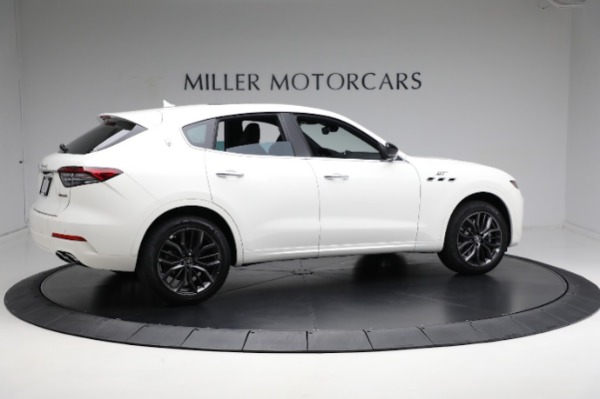 New 2024 Maserati Levante GT Ultima for sale $103,495 at Bentley Greenwich in Greenwich CT 06830 16