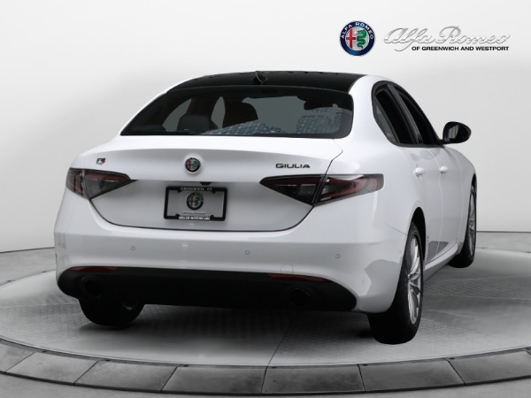 New 2024 Alfa Romeo Giulia Sprint for sale Sold at Bentley Greenwich in Greenwich CT 06830 11