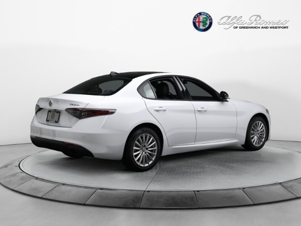 New 2024 Alfa Romeo Giulia Sprint for sale $48,430 at Bentley Greenwich in Greenwich CT 06830 13