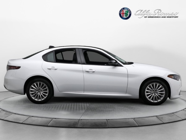 New 2024 Alfa Romeo Giulia Sprint for sale $48,430 at Bentley Greenwich in Greenwich CT 06830 16