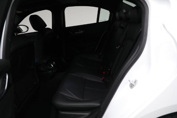 New 2024 Alfa Romeo Giulia Sprint for sale Sold at Bentley Greenwich in Greenwich CT 06830 26