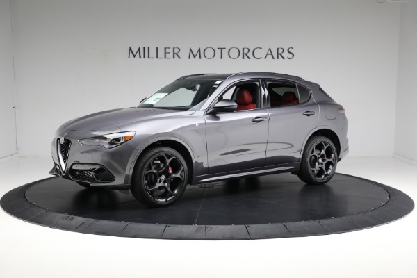 New 2024 Alfa Romeo Stelvio Ti for sale $55,240 at Bentley Greenwich in Greenwich CT 06830 4