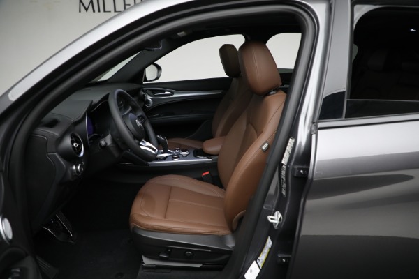 New 2024 Alfa Romeo Stelvio Ti for sale Sold at Bentley Greenwich in Greenwich CT 06830 28