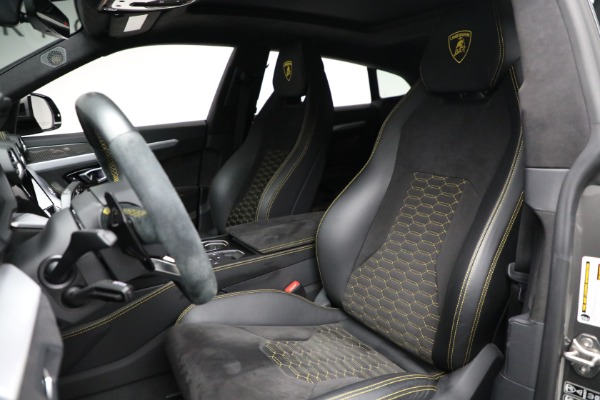 Used 2021 Lamborghini Urus for sale Sold at Bentley Greenwich in Greenwich CT 06830 24