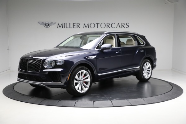 Used 2024 Bentley Bentayga EWB V8 for sale $204,900 at Bentley Greenwich in Greenwich CT 06830 2