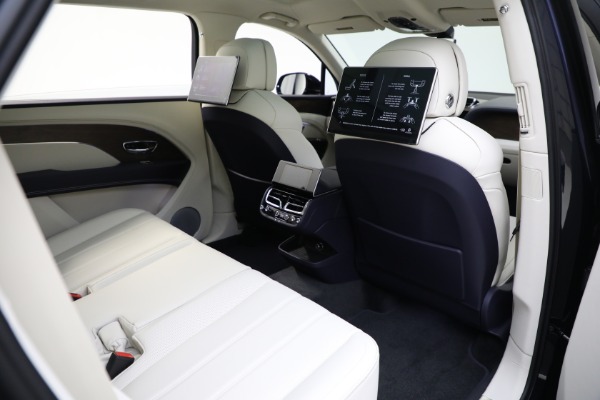 New 2024 Bentley Bentayga EWB V8 for sale Sold at Bentley Greenwich in Greenwich CT 06830 25