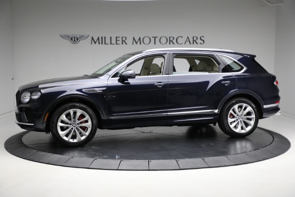 New 2024 Bentley Bentayga EWB V8 for sale $269,040 at Bentley Greenwich in Greenwich CT 06830 3