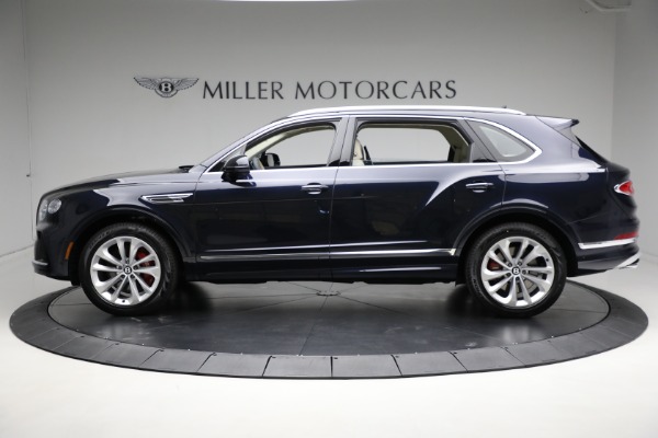 Used 2024 Bentley Bentayga EWB V8 for sale $204,900 at Bentley Greenwich in Greenwich CT 06830 4