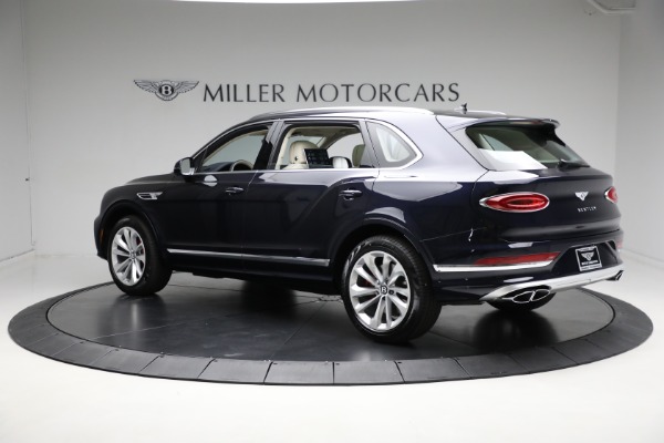 Used 2024 Bentley Bentayga EWB V8 for sale $204,900 at Bentley Greenwich in Greenwich CT 06830 6