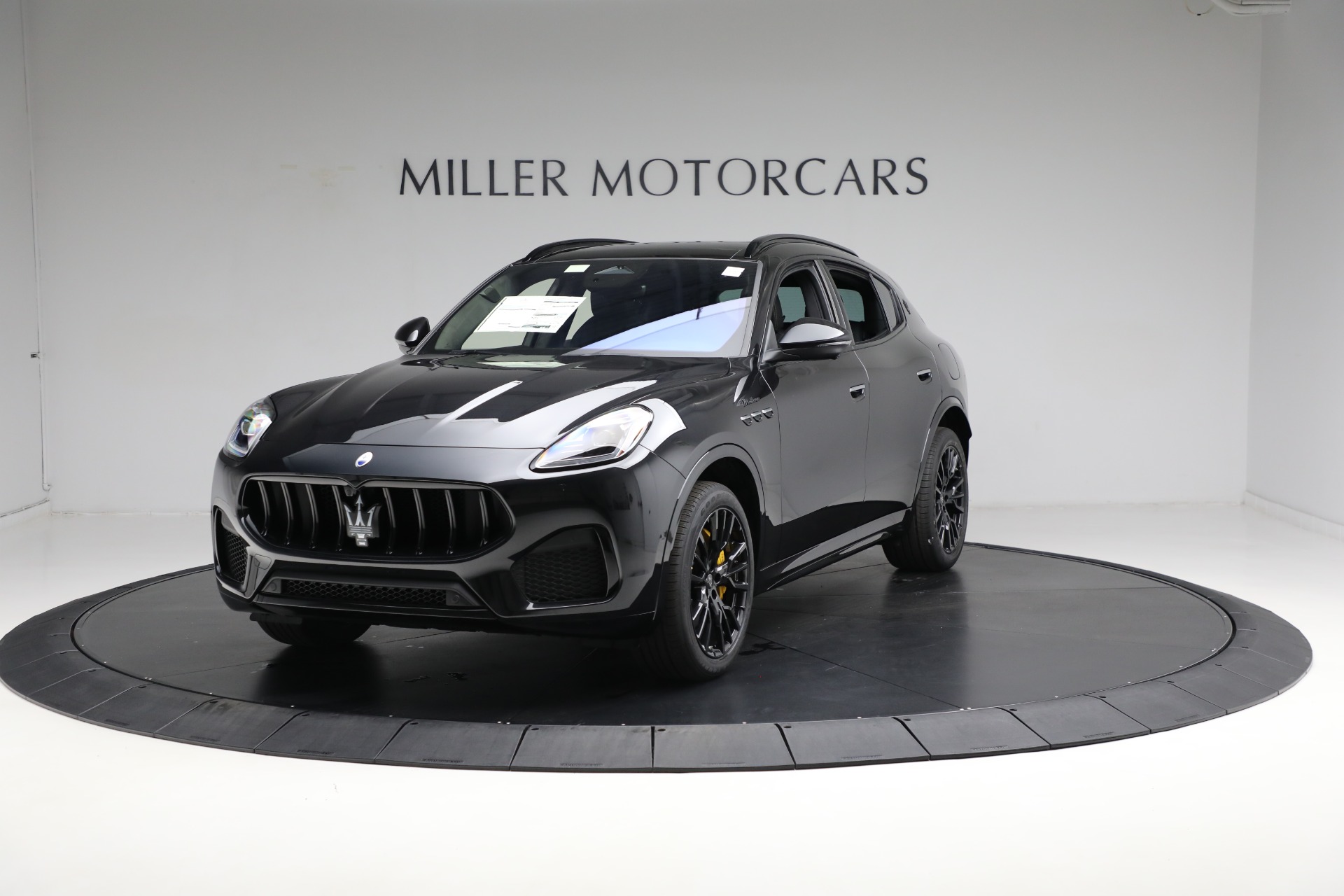 New 2024 Maserati Grecale Modena for sale Sold at Bentley Greenwich in Greenwich CT 06830 1