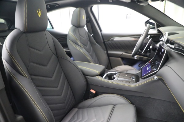 New 2024 Maserati Grecale Trofeo for sale Sold at Bentley Greenwich in Greenwich CT 06830 24