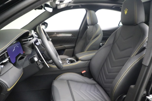 New 2024 Maserati Grecale Trofeo for sale Sold at Bentley Greenwich in Greenwich CT 06830 25