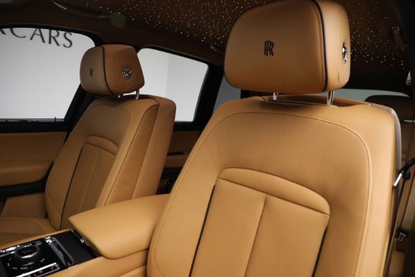 Used 2024 Rolls-Royce Cullinan for sale $329,900 at Bentley Greenwich in Greenwich CT 06830 17