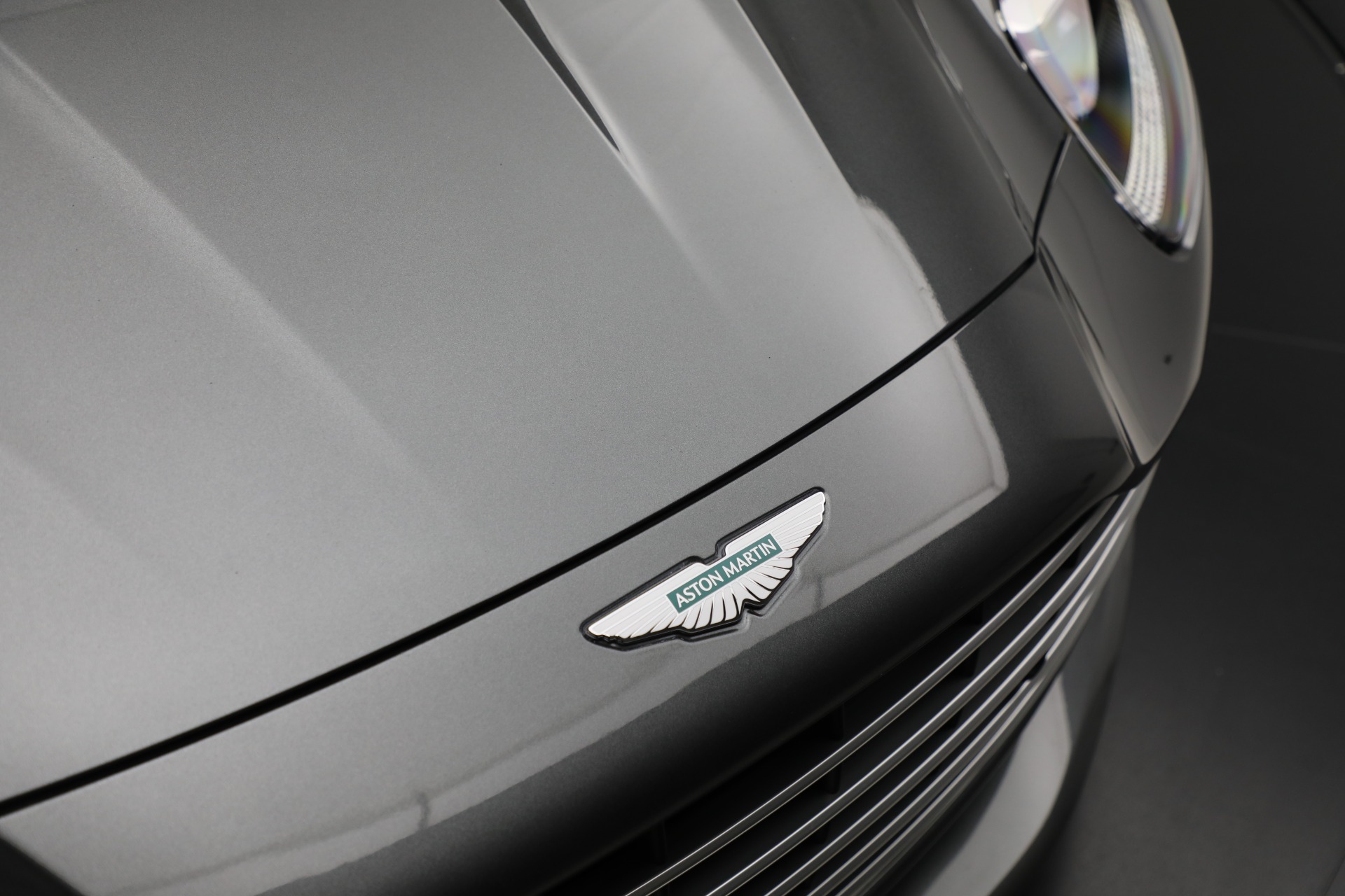 New 2024 Aston Martin DB12 V8 For Sale (Special Pricing) | Bentley
