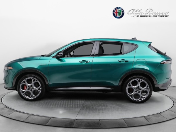 New 2024 Alfa Romeo Tonale Veloce for sale Sold at Bentley Greenwich in Greenwich CT 06830 6