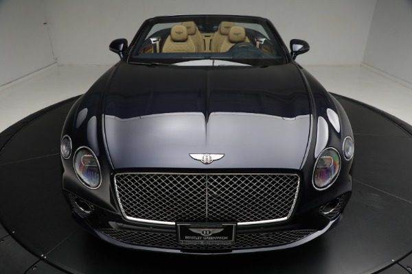 Used 2022 Bentley Continental GTC V8 for sale $249,900 at Bentley Greenwich in Greenwich CT 06830 13