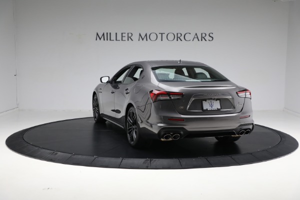 New 2024 Maserati Ghibli Modena Ultima Q4 for sale Sold at Bentley Greenwich in Greenwich CT 06830 11