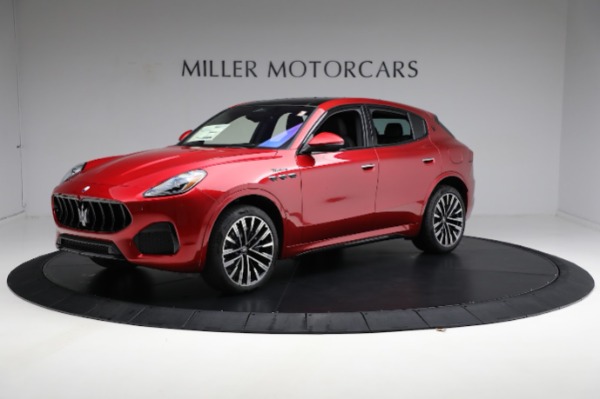New 2024 Maserati Grecale Modena for sale Sold at Bentley Greenwich in Greenwich CT 06830 4