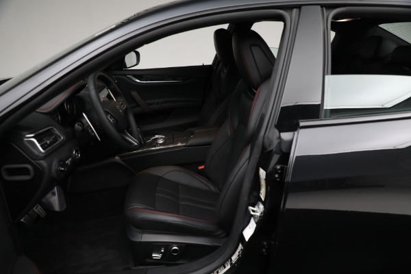 New 2024 Maserati Ghibli Modena Ultima Q4 for sale Sold at Bentley Greenwich in Greenwich CT 06830 25
