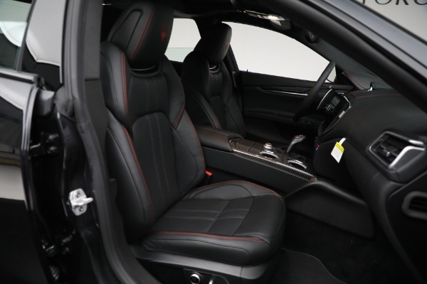 New 2024 Maserati Ghibli Modena Ultima Q4 for sale Sold at Bentley Greenwich in Greenwich CT 06830 28