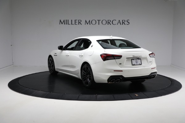New 2024 Maserati Ghibli Modena Ultima Q4 for sale Sold at Bentley Greenwich in Greenwich CT 06830 10