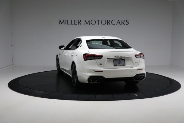 New 2024 Maserati Ghibli Modena Ultima Q4 for sale Sold at Bentley Greenwich in Greenwich CT 06830 11
