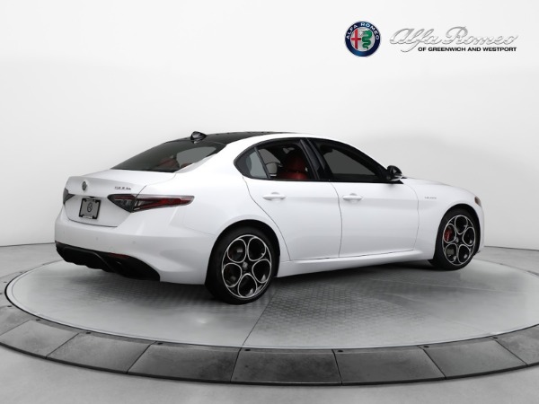 New 2024 Alfa Romeo Giulia Veloce for sale Sold at Bentley Greenwich in Greenwich CT 06830 16