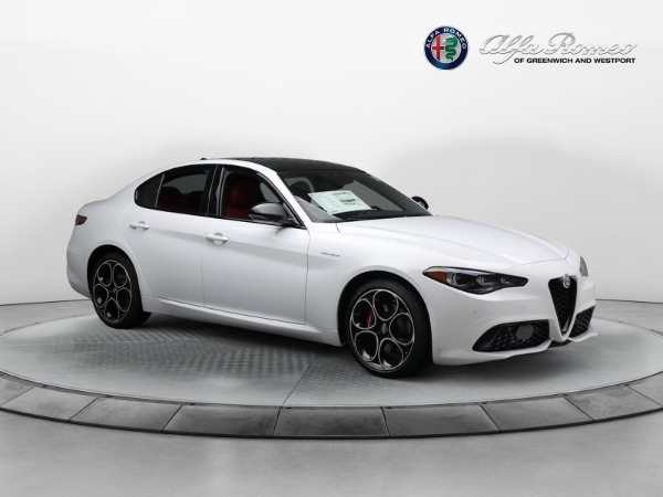 New 2024 Alfa Romeo Giulia Veloce for sale $56,710 at Bentley Greenwich in Greenwich CT 06830 22