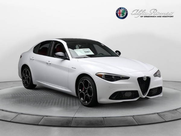 New 2024 Alfa Romeo Giulia Veloce for sale $56,710 at Bentley Greenwich in Greenwich CT 06830 23