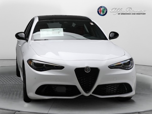 New 2024 Alfa Romeo Giulia Veloce for sale $56,710 at Bentley Greenwich in Greenwich CT 06830 25