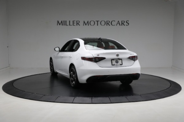 New 2024 Alfa Romeo Giulia Veloce for sale Sold at Bentley Greenwich in Greenwich CT 06830 12