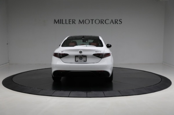 New 2024 Alfa Romeo Giulia Veloce for sale Sold at Bentley Greenwich in Greenwich CT 06830 14
