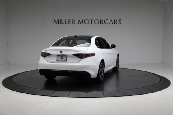 New 2024 Alfa Romeo Giulia Veloce for sale Sold at Bentley Greenwich in Greenwich CT 06830 15